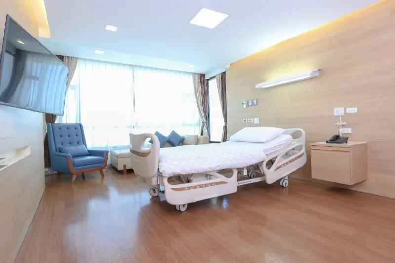 Bangkok-Hospital-Phuket-MedEx-MedTravel-Visit-Bangkok-Hospital-24