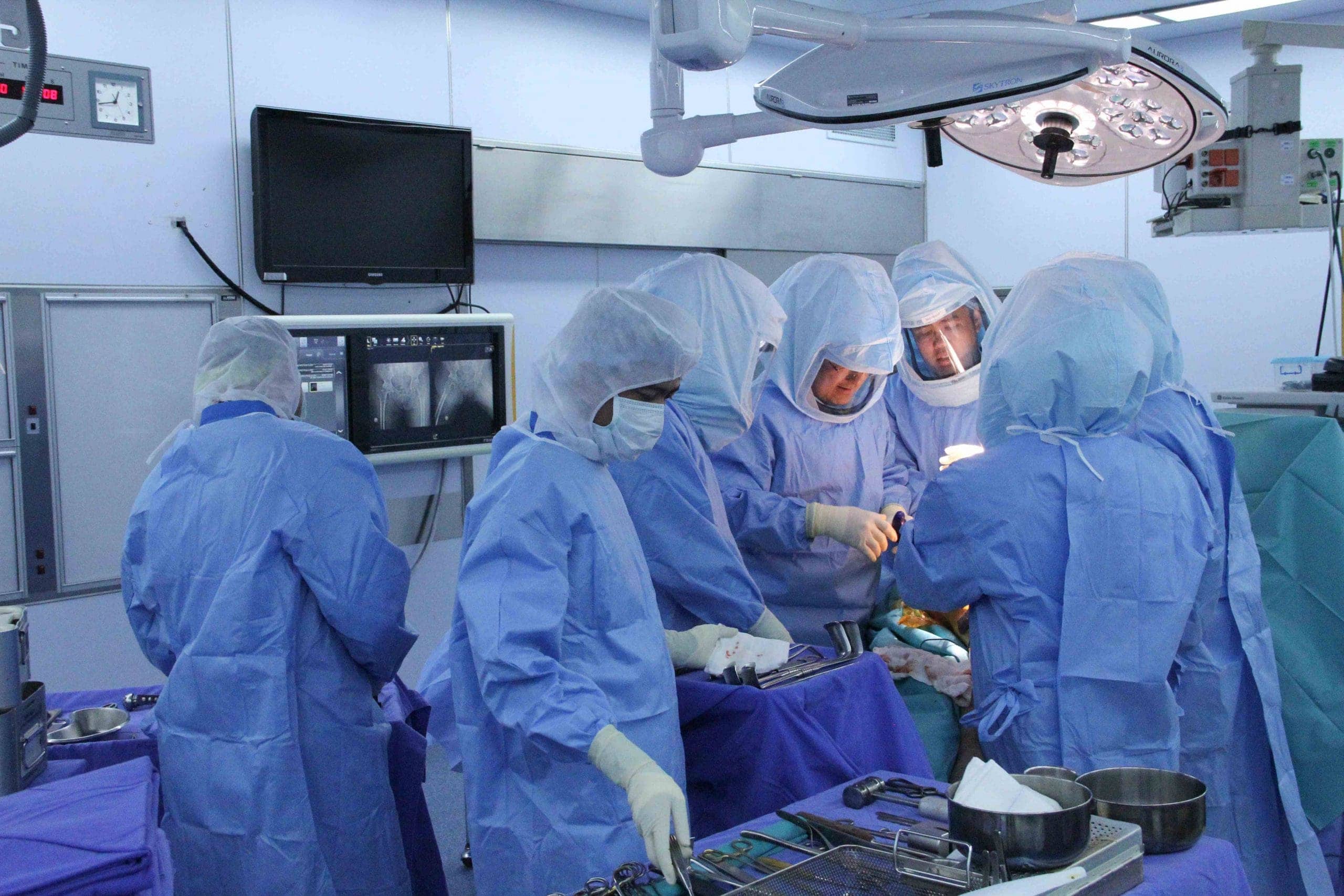 Robotic Spinal Surgery at Vejthani Ensures 99.70% Surgical Accuracy